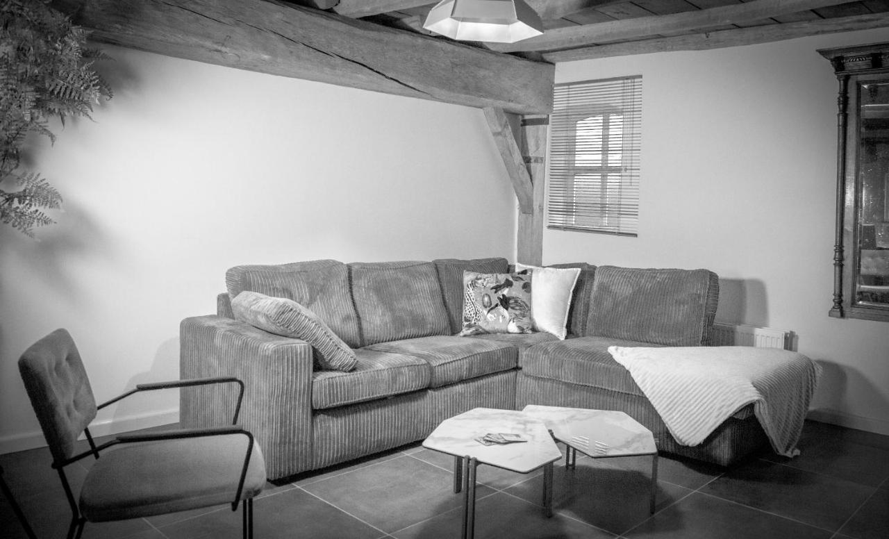Bed En Box 3610 Bed & Breakfast Oirschot Exterior photo