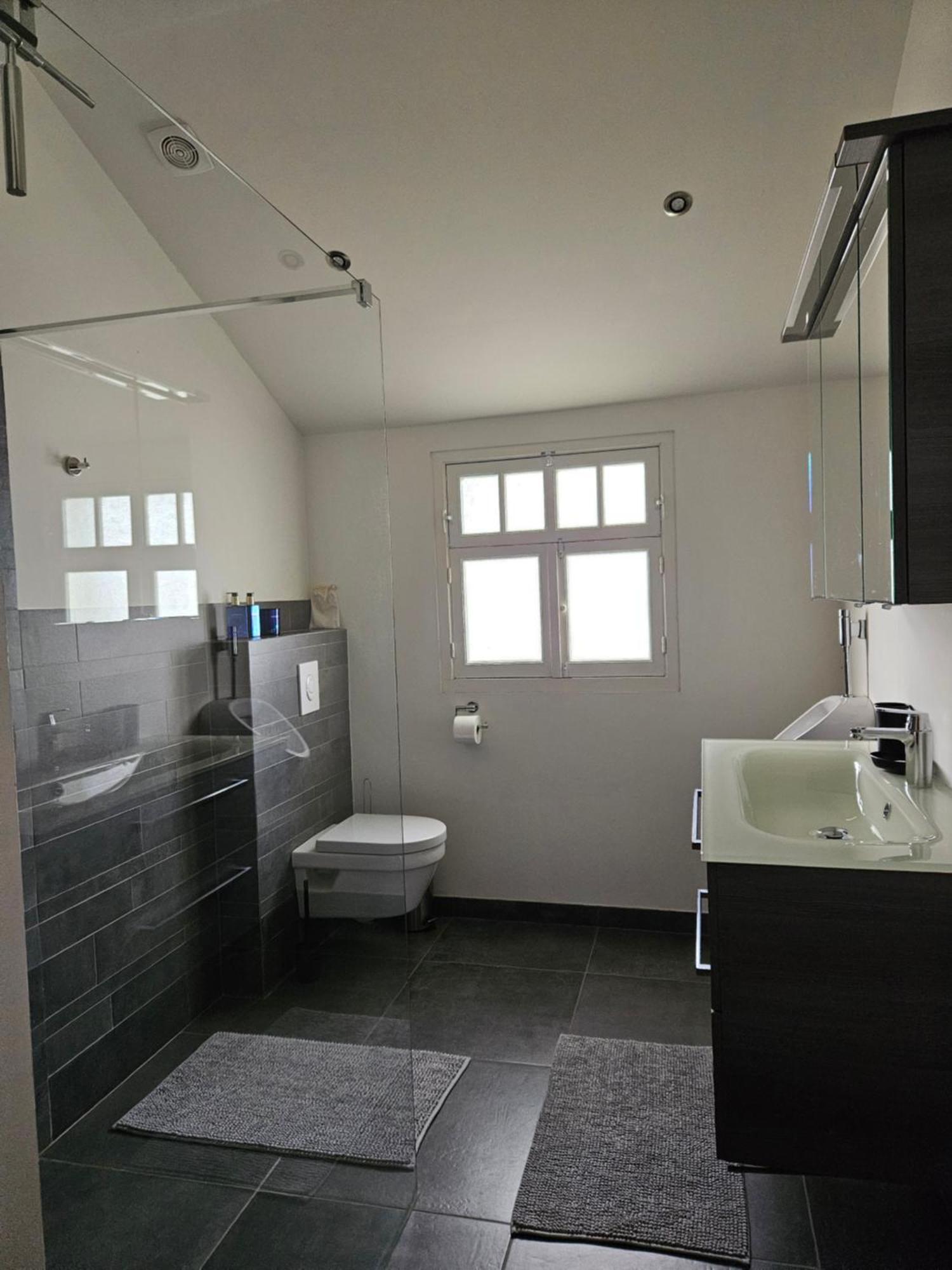 Bed En Box 3610 Bed & Breakfast Oirschot Exterior photo